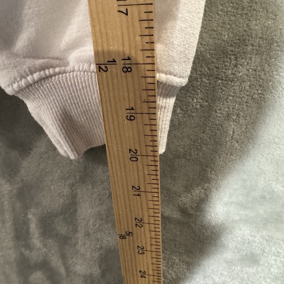 Pochacco Sanrio Crewneck Women's Medium Blue Colorblock Y2K Hello Kitty Friends‎ - Picture 6 of 6